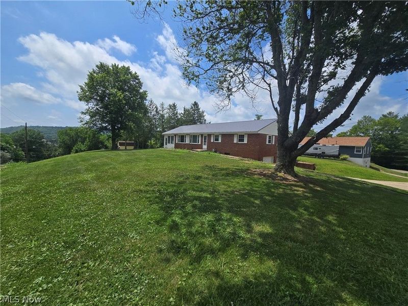 3597 N Button Drive NW, McConnelsville, OH 43756 Photo 2
