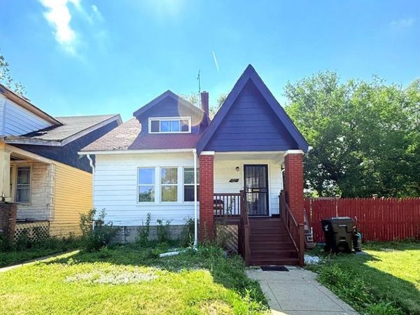 9129 Fischer Street, Detroit, MI 48213