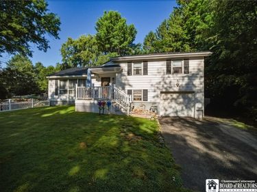 70 Howard Avenue, Jamestown, NY 14701
