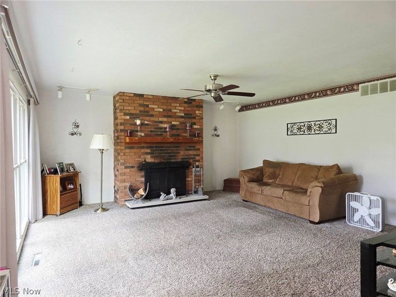 6416 Alderwood Road, Parma Heights, OH 44130 Photo 25