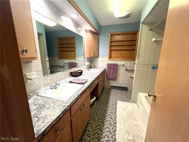 4423 Barrington Drive, Austintown, OH 44515 Photo 16