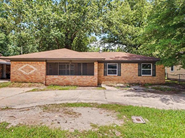 2607 W 26th Avenue , Pine Bluff, AR 71603