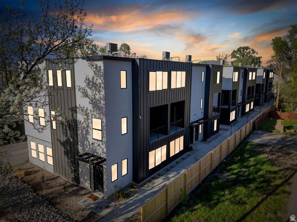 1380 S 900 W, Unit 202, Salt Lake City, UT 84104