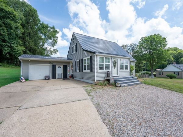 492 MAPLETOWN ROAD, Garards Fort, PA 15334