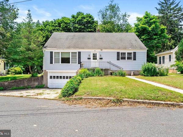 4 PIERSON PLACE , Unit B, HOPEWELL, NJ 08525