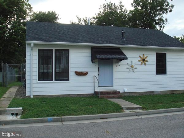 217 N LOCUST LANE , EASTON, MD 21601