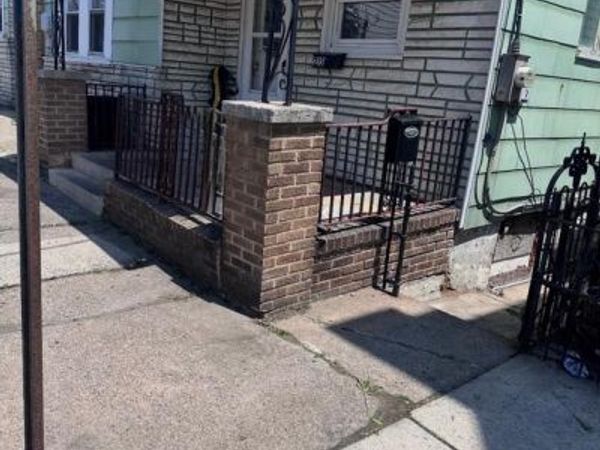 215 N JARDIN STREET , SHENANDOAH, PA 17976
