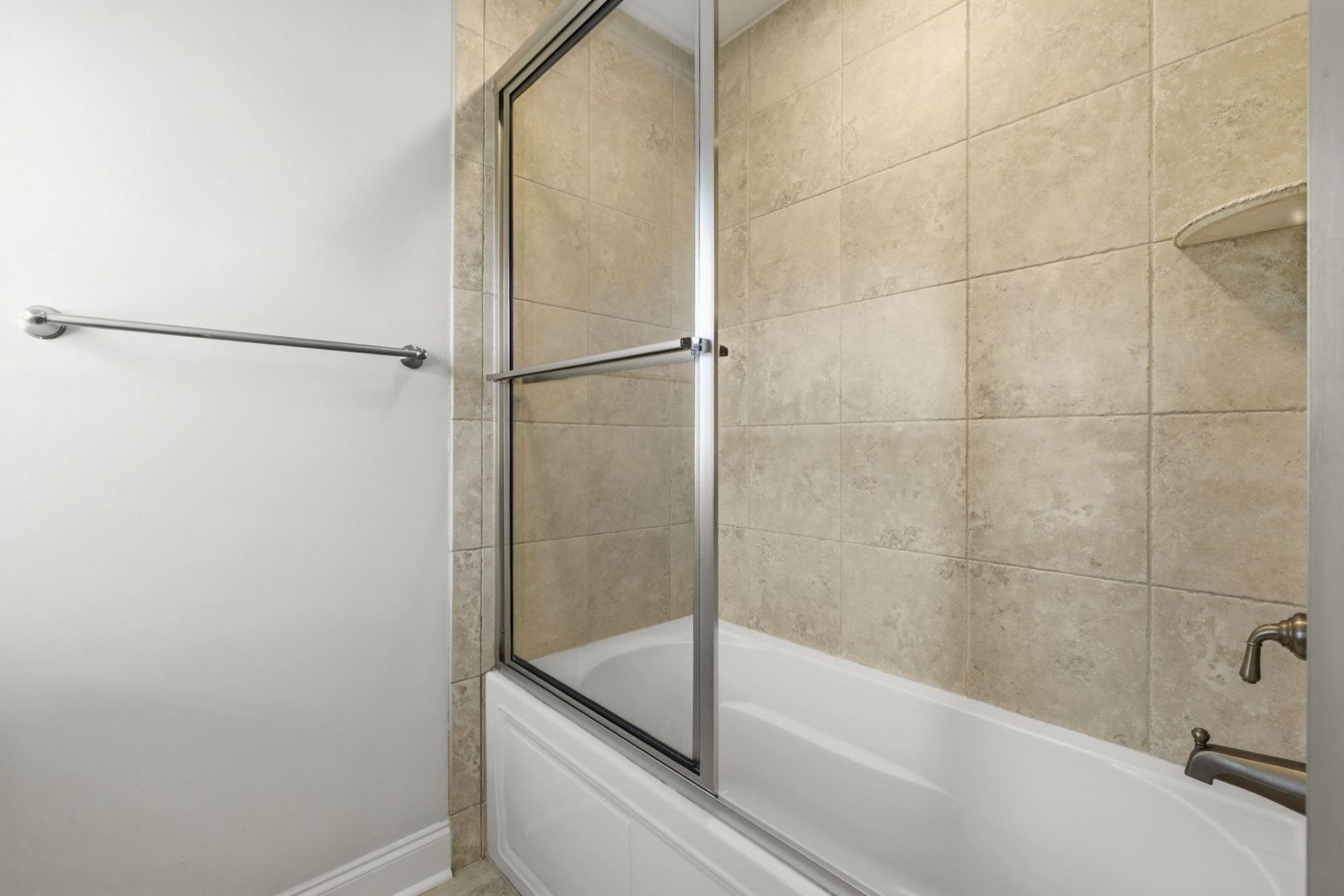 552 Walcott Dr. Photo 36