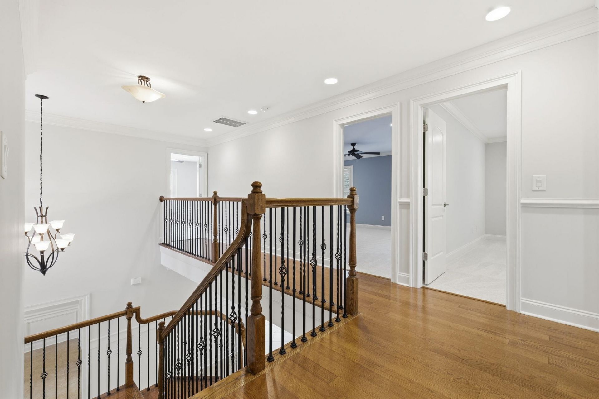 552 Walcott Dr. Photo 39
