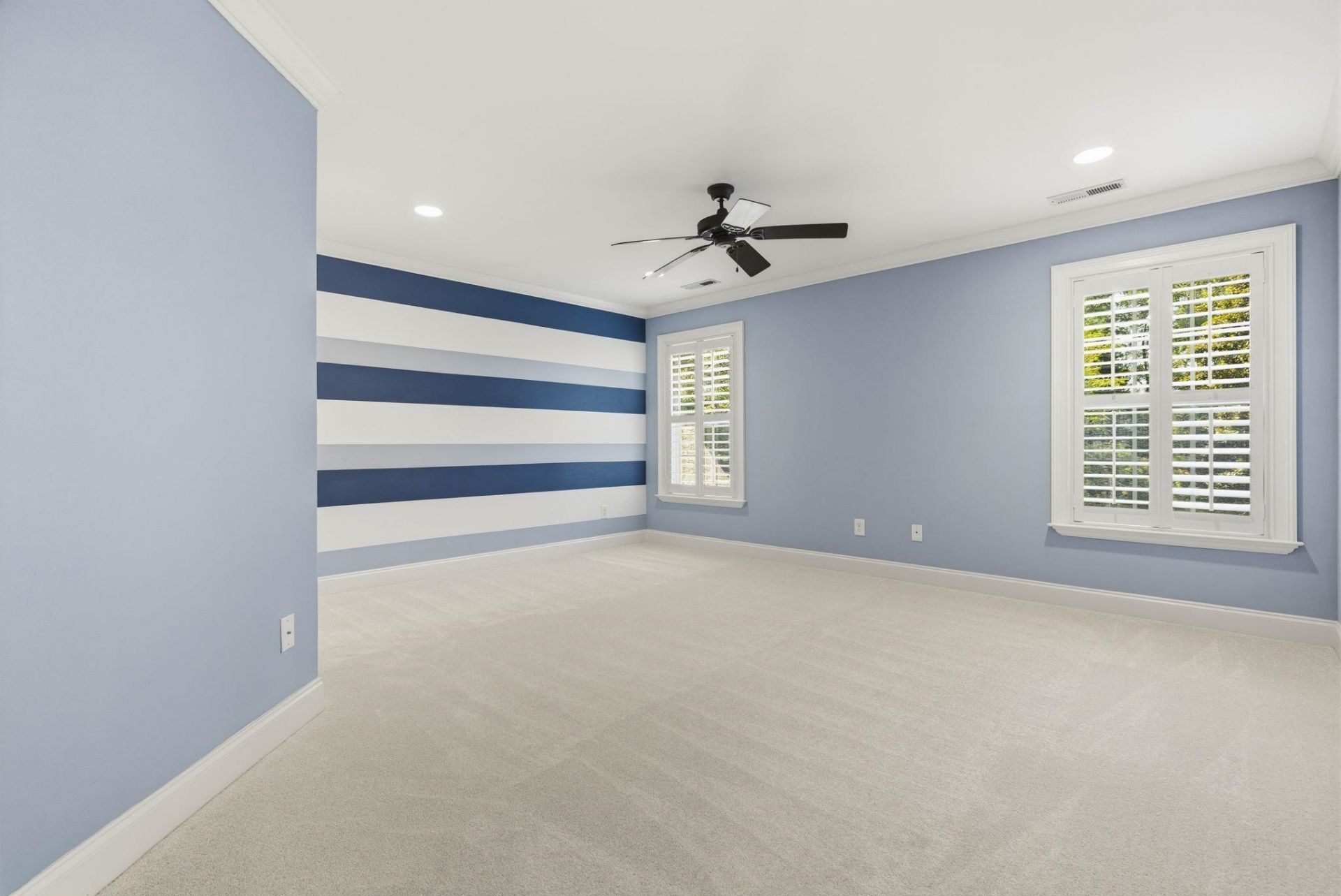 552 Walcott Dr. Photo 44