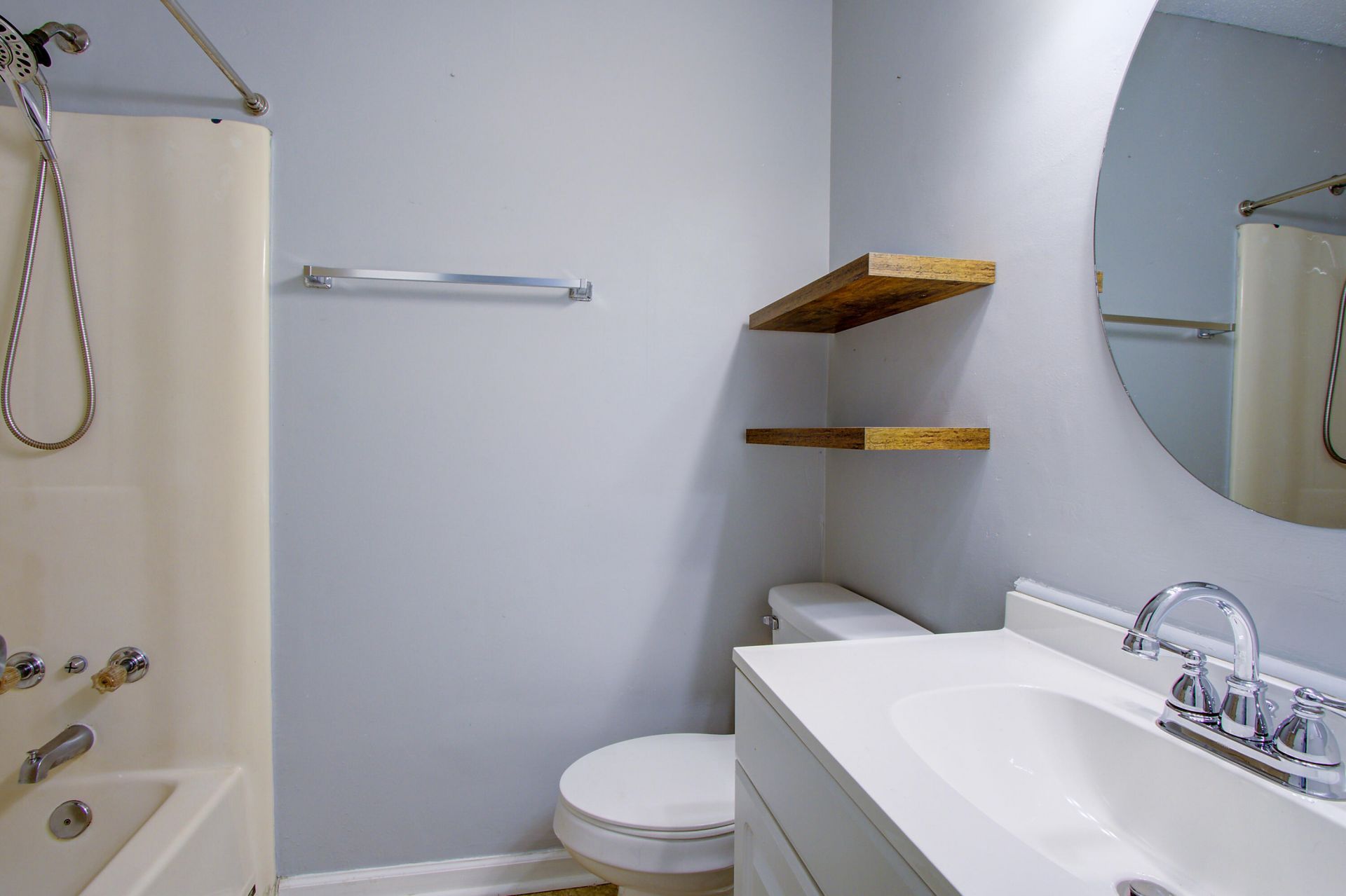 443 Robin Drive Photo 19