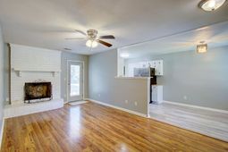 443 Robin Drive photo 4
