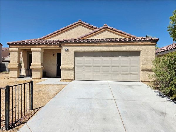 5929 Forest Creek Road, North Las Vegas, NV 89031