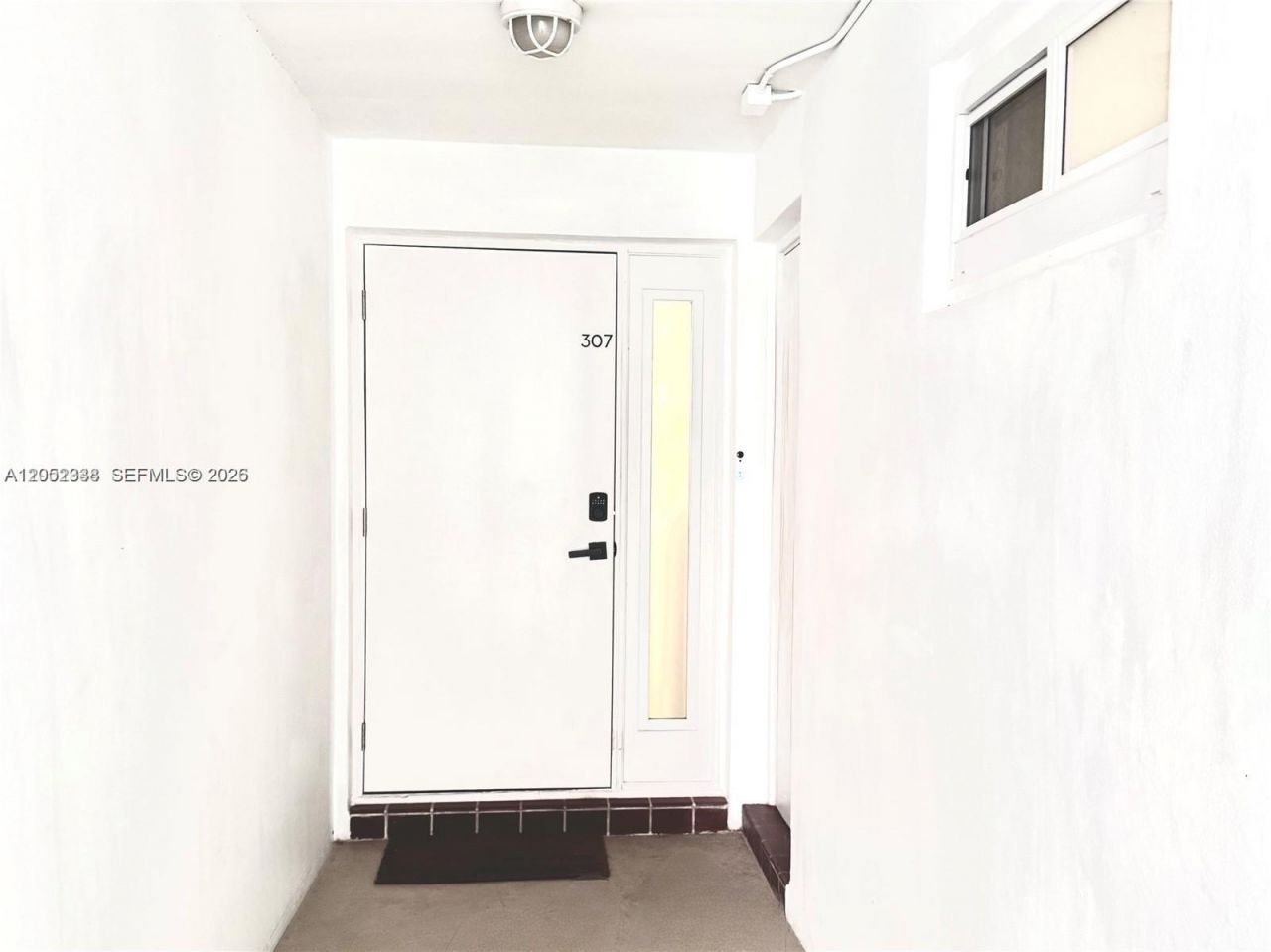 1631 NE 114th St , Unit 307, Miami, FL 33181 Photo