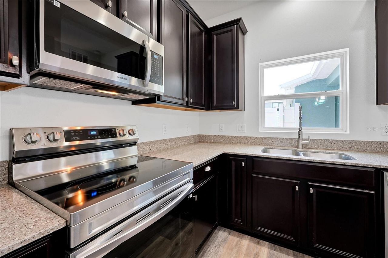 543 Juniper Springs Drive, Groveland, FL 34736 Photo