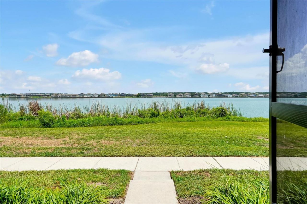 543 Juniper Springs Drive, Groveland, FL 34736 Photo