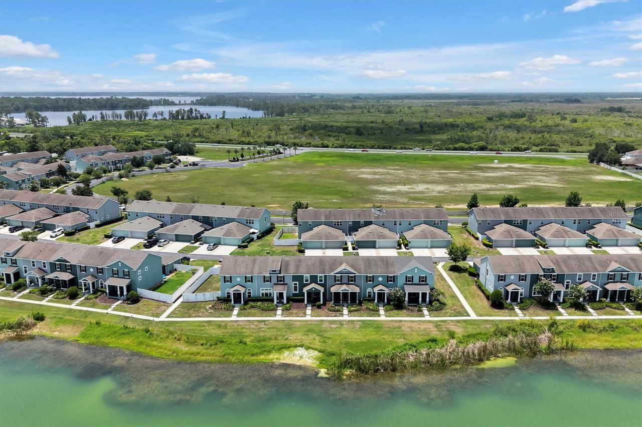 543 Juniper Springs Drive, Groveland, FL 34736 Photo