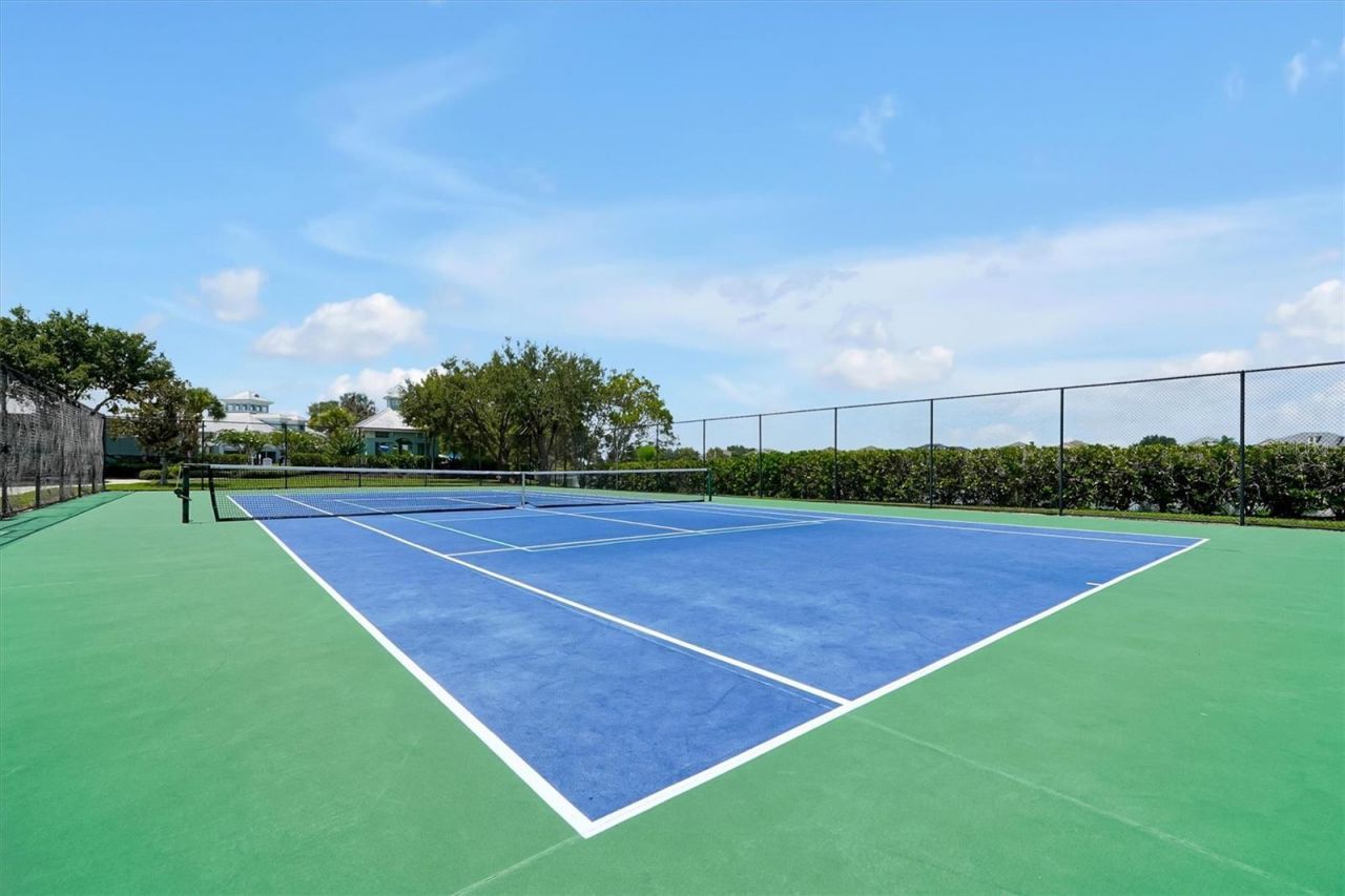 543 Juniper Springs Drive, Groveland, FL 34736 Photo