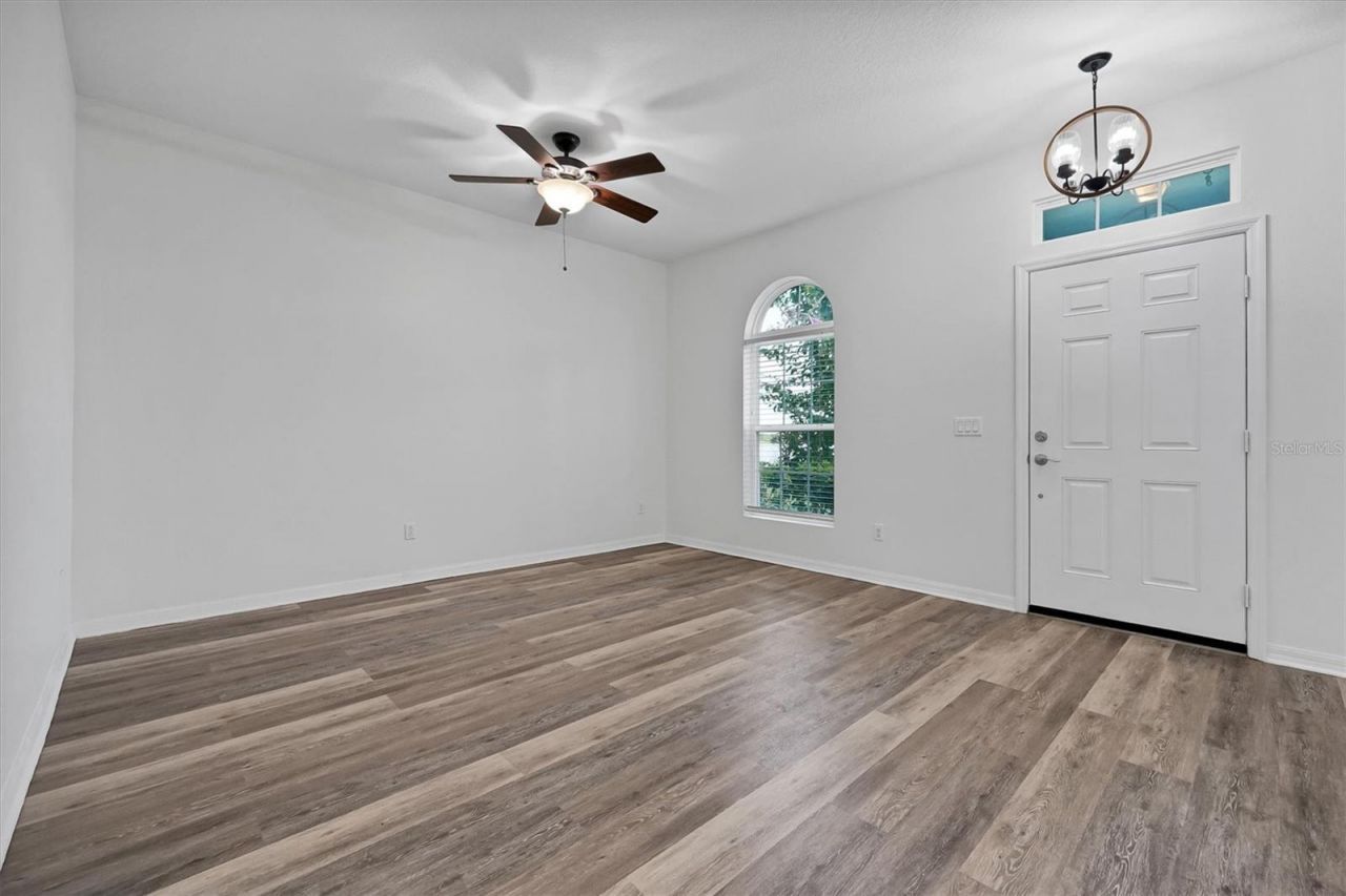 543 Juniper Springs Drive, Groveland, FL 34736 Photo