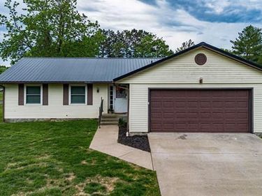 51 Lake Scene Drive, Eddyville, KY 42038