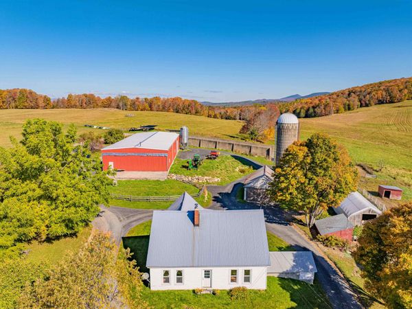 183 Morrie Road, Washington, VT 05675