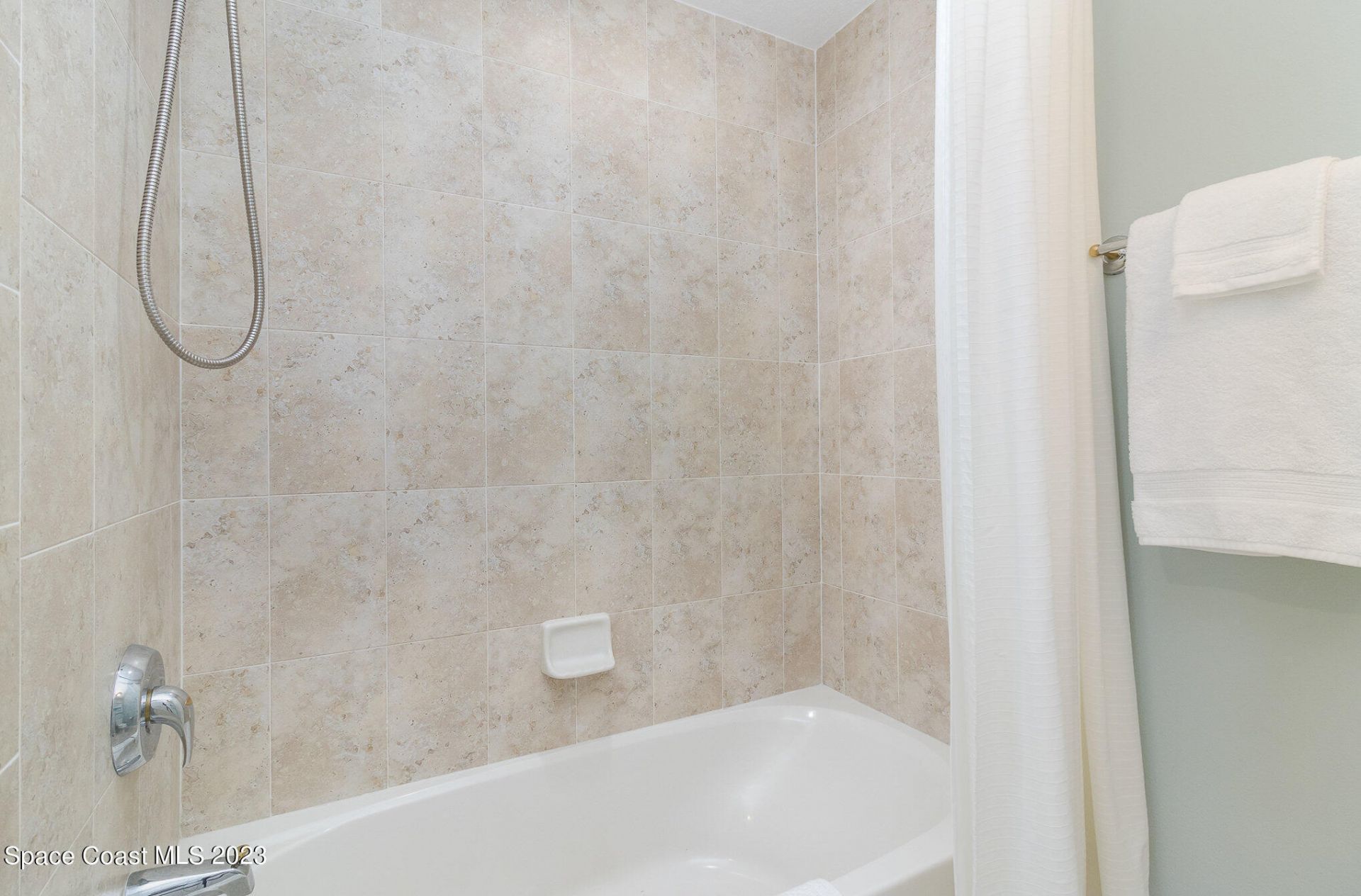 15 N Indian River Drive, Unit 605, Cocoa, FL 32922 Photo