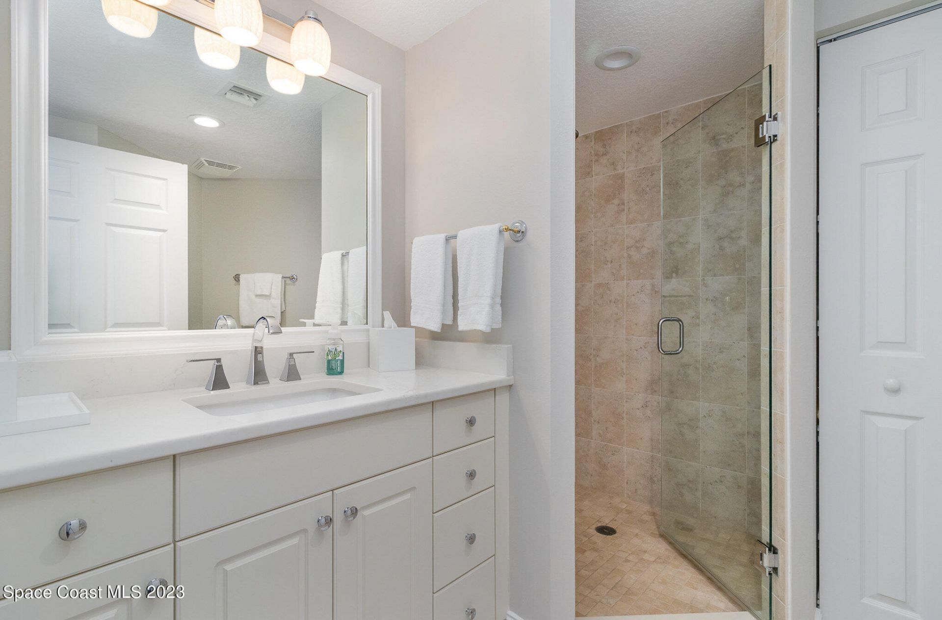 15 N Indian River Drive, Unit 605, Cocoa, FL 32922 Photo