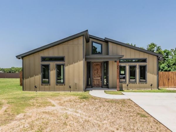 207 Stevens Street, Bridgeport, TX 76426