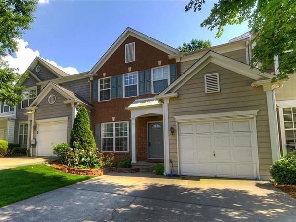 2854 Commonwealth Circle , Alpharetta, GA 30004