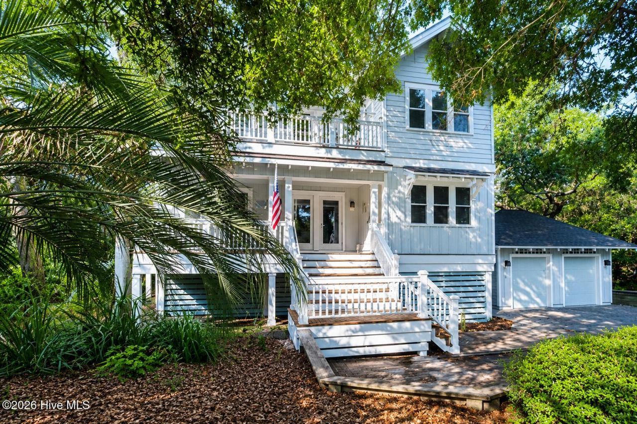 114 N Bald Head Wynd , Bald Head Island, NC 28461 Main Photo