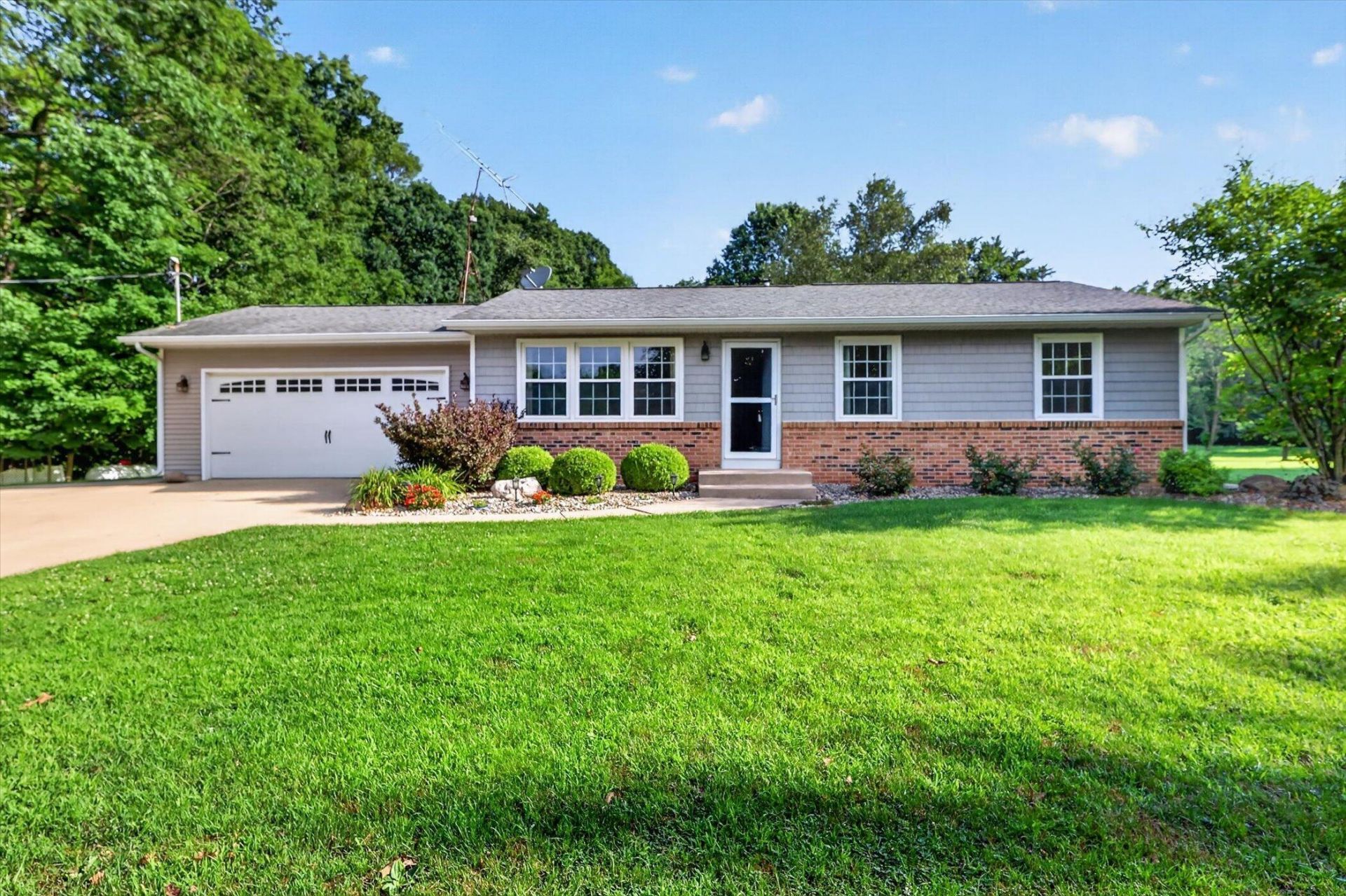 7858 W X Y Avenue, Schoolcraft, MI 49087 Main Photo