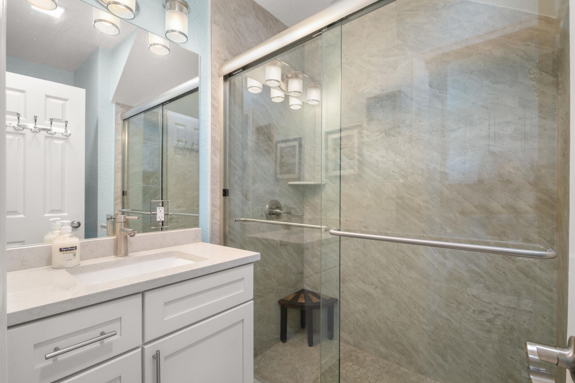 10877 Overseas Highway, Unit 111, Marathon, FL 33050 Photo