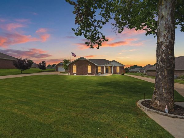 1654 Co Rd 393, Killen, AL 35645