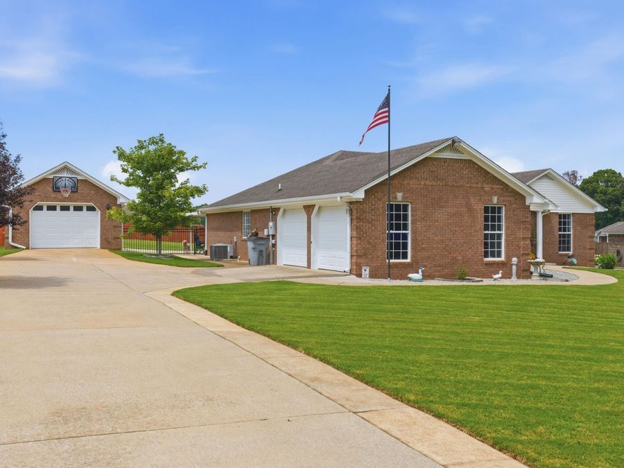Property Image 6
