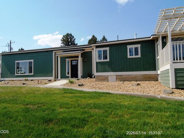 11200 NW Nye Avenue, Prineville, OR 97754