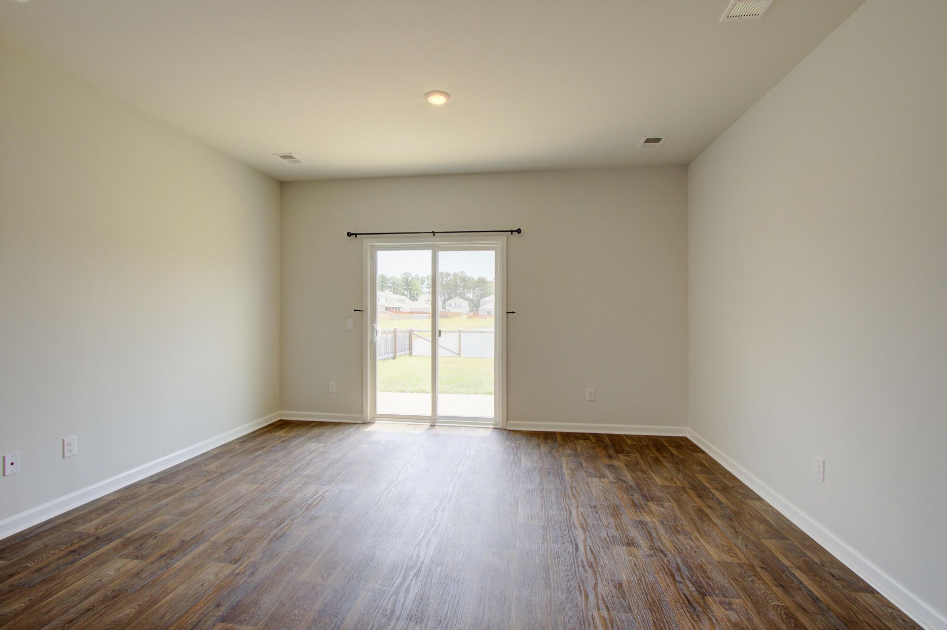 113 Hillsford Lane Photo 6
