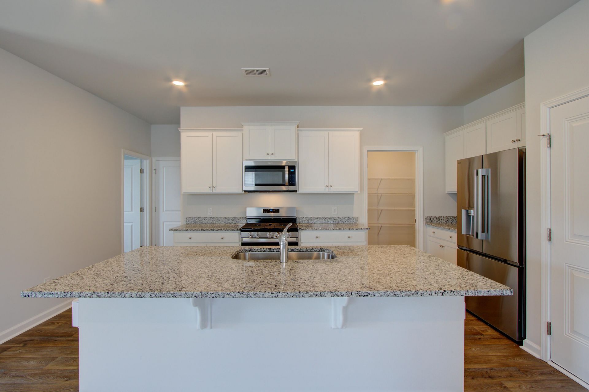113 Hillsford Lane Photo 8