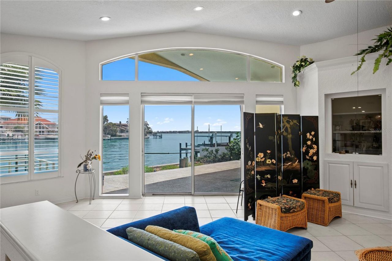 115 Aleta Drive, Belleair Beach, FL 33786 Photo