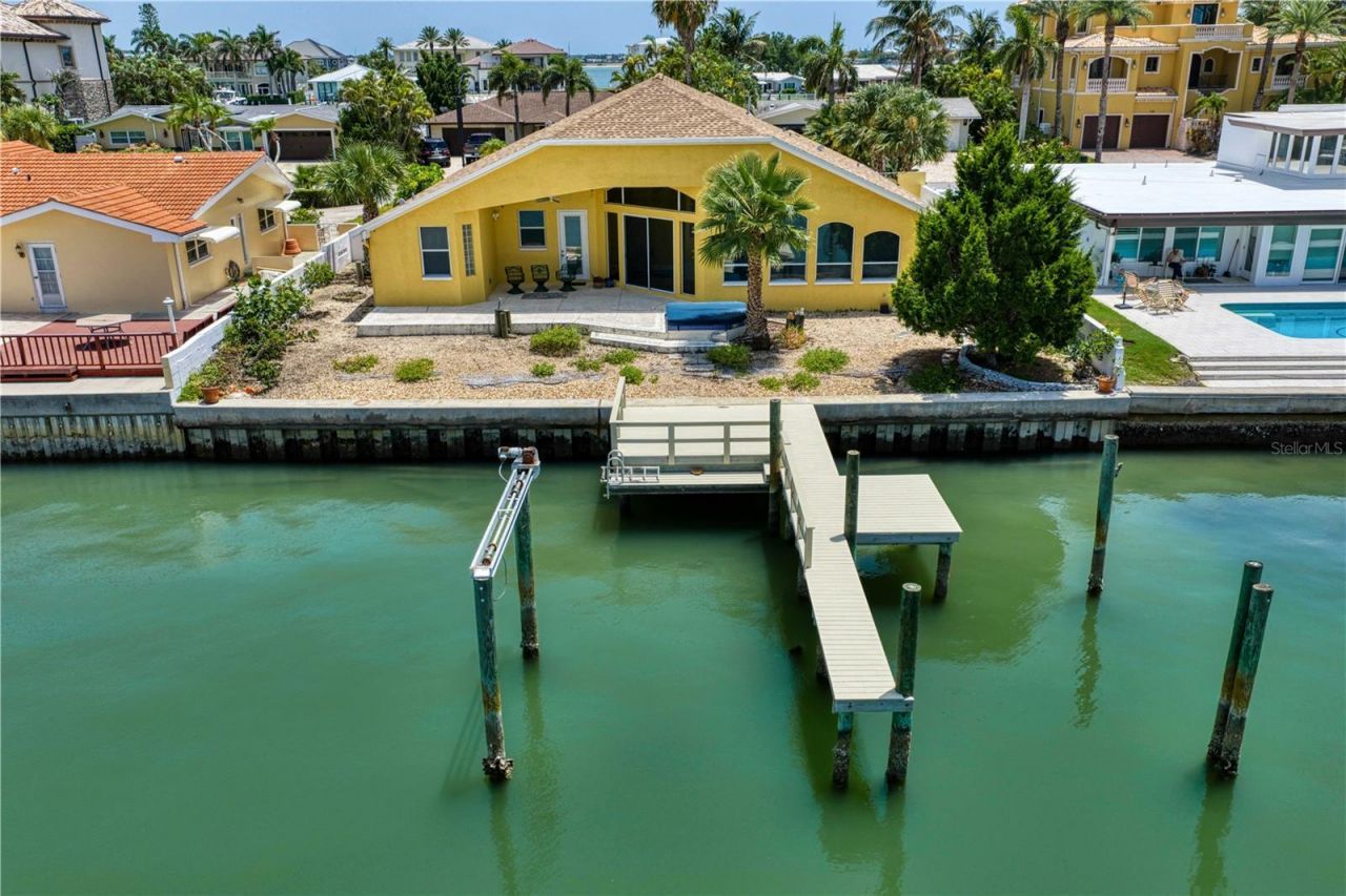 115 Aleta Drive, Belleair Beach, FL 33786 Photo
