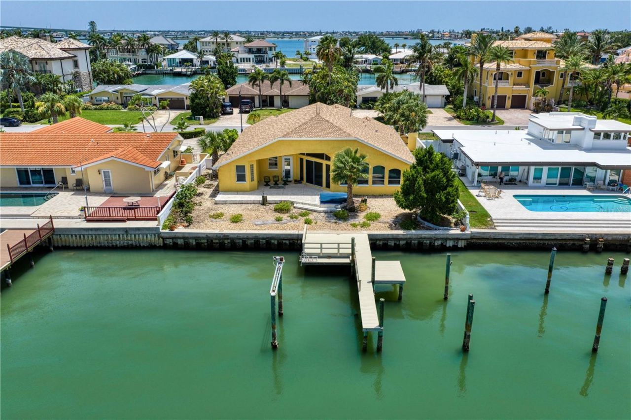 115 Aleta Drive, Belleair Beach, FL 33786 Photo