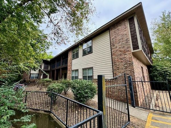 1355 N Oakland Avenue , Unit 7, Fayetteville, AR 72703