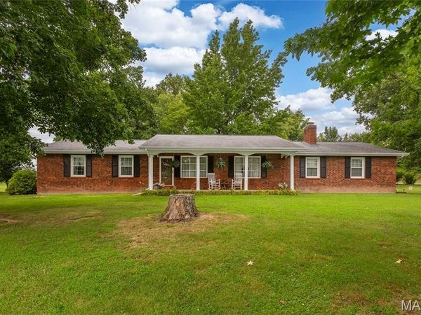 1425 Coffee Road , Raleigh, IL 62977