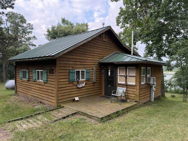 2659 N Lakeview Drive, Montello, WI 53949