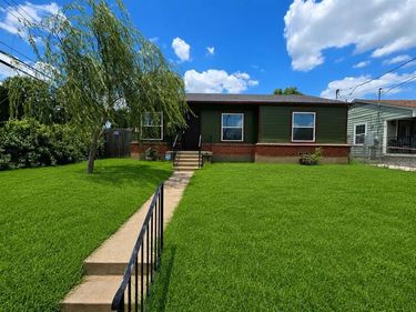 3103 Elsie Faye Heggins Street , Dallas, TX 75215