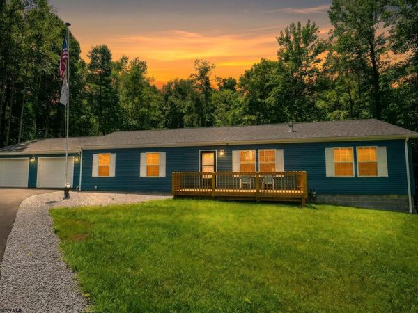 65 Holleran Heights, Kingwood, WV 26537