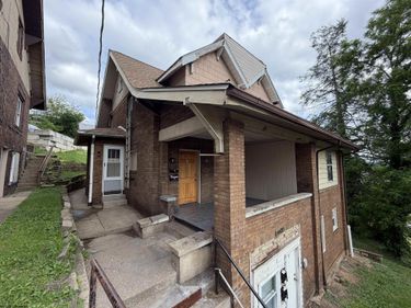 662 Spruce Street, Morgantown, WV 26505