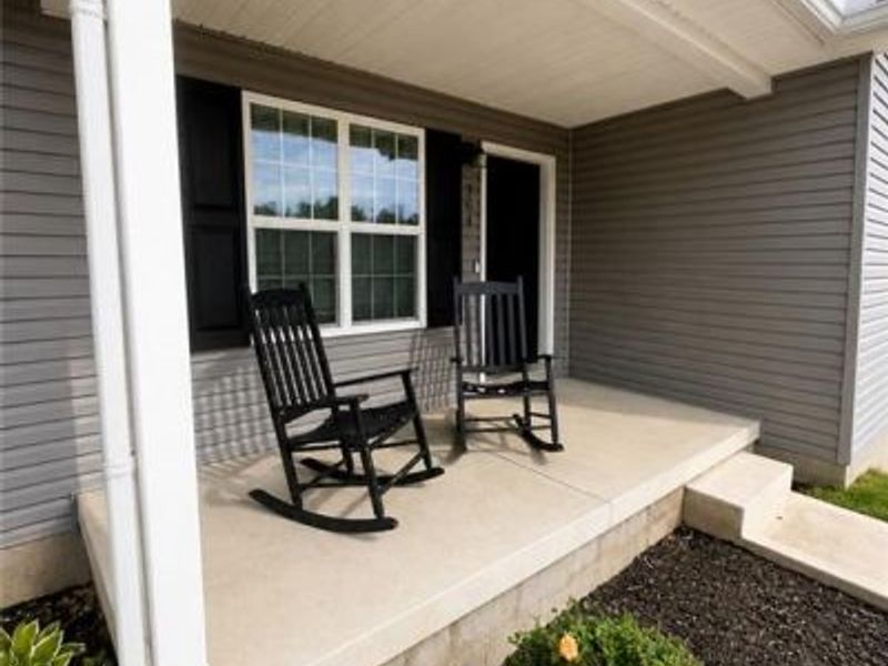 764 Oakdale Drive, Jamestown, OH 45335 Photo 4