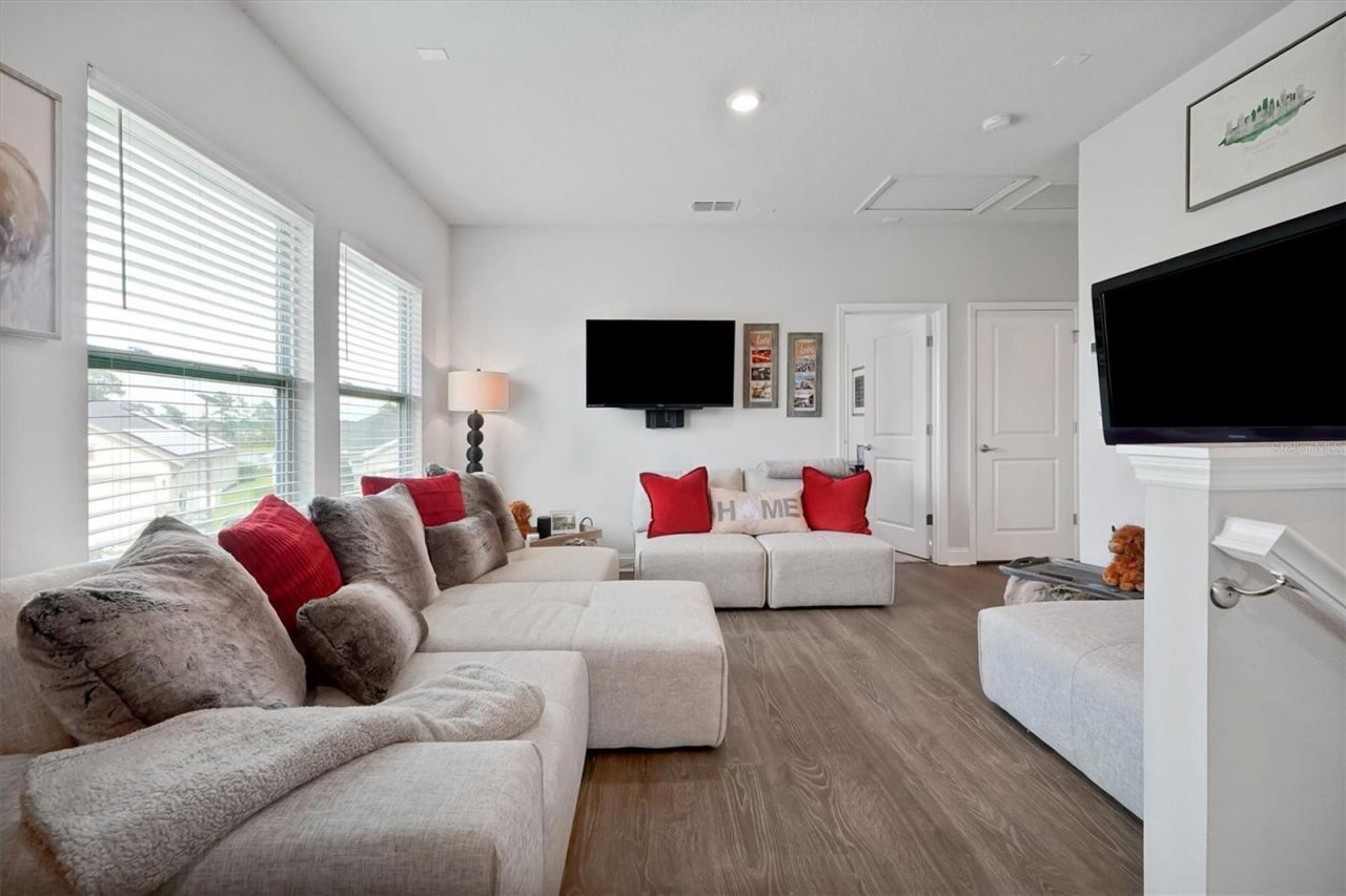 17807 Passionflower Circle , Clermont, FL 34714 Photo