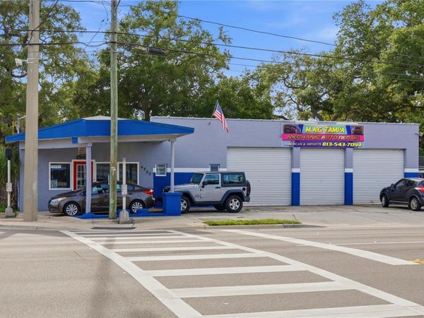 6200 N NEBRASKA AVENUE , TAMPA, FL 33604