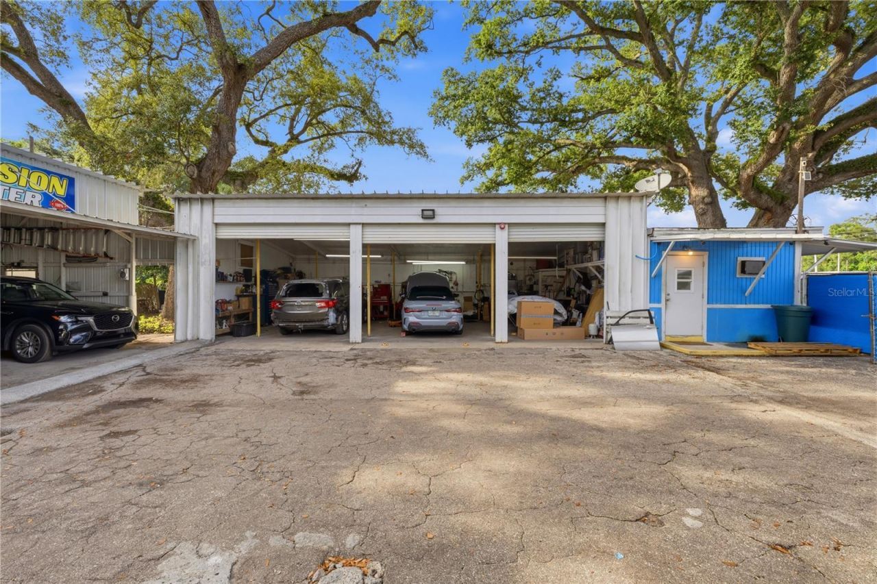 6200 N Nebraska Avenue , Tampa, FL 33604 Photo